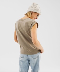 05OEFOLI kaki