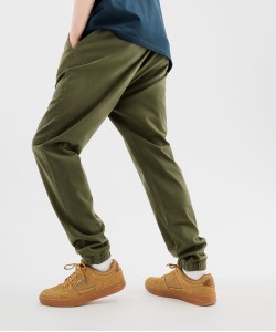 18VLA kaki