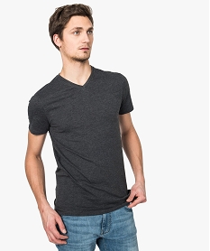 tee-shirt homme ajuste a manches courtes et col v gris5745101_1