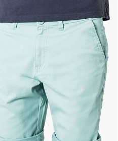 bermuda homme en toile extensible 5 poches coupe chino vert6074601_2