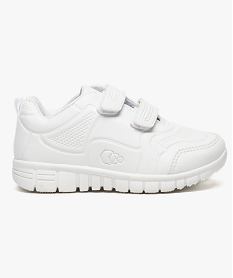 GEMO Baskets basses à scratch en similicuir Blanc