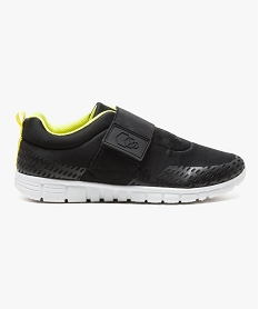 GEMO Baskets en toile avec large bande scratch sur le dessus Noir