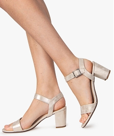 GEMO Sandales femme à talon et larges brides dore