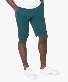 bermuda homme en toile extensible 5 poches coupe chino vert7112901_1