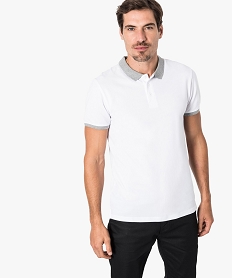 polo a manches courtes avec col et manches contrastants blanc polos7125301_1