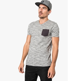 GEMO Tee-shirt à manches courtes avec poche poitrine contrastante Gris