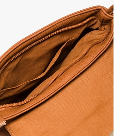 sac femme forme pochette avec rabat et detail pompon orange sacs bandouliere7195001_3