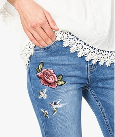 jean slim avec broderies fleuries bleu pantalons jeans et leggings7214201_2