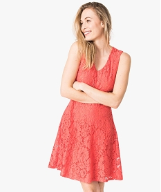 GEMO Robe sans manches en dentelle rouge standard