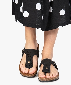 sandales femme en cuir a entre-doigts avec bride ajouree a boucle noir sandales plates et nu-pieds7572801_1