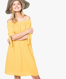 TEE-SHIRT NOIR ROBE JAUNE