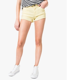 short uni taille haute a bords franges jaune shorts7591101_1