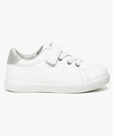 GEMO Baskets basses unies avec touche pailletée au talon blanc standard