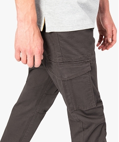 pantalon en toile avec poches sur les cuisses gris pantalons de costume7749201_2