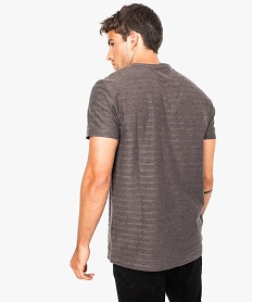 tee-shirt pour homme avec rayures texturees et poche poitrine contrastante gris7767001_3