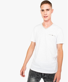 GEMO Tee-shirt col V à détails contrastants Blanc