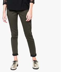 GEMO Pantalon slim uni 5 poches matière stretch kaki standard