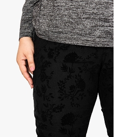 pantalon femme droit en stretch avec motif floral en velours noir7788401_2