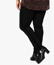 pantalon femme 5 poches coupe droite avec bandes laterales en velours noir8128701_3