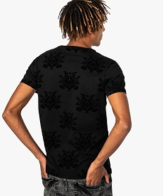 tee-shirt homme motif baroque en velours ton sur ton noir8134001_3