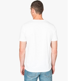 tee-shirt uni a manches courtes imprime a lavant blanc8134401_3