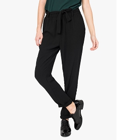 pantalon carotte femme en crepe a taille elastiquee noir pantalons8320001_1