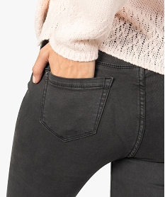 pantalon 5 poches coupe skinny pour femme gris8320501_2