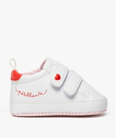 chaussons de naissance fille motif cœur brode et semelle vichy blanc chaussures de naissance8385001_1