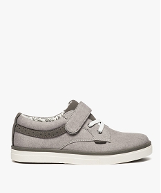 GEMO Derbies garçon avec fermeture scratch et lacets contrastants Gris