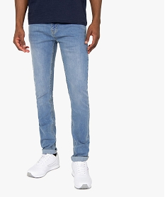 jean homme skinny delave avec plis sur les hanches bleu8529901_1