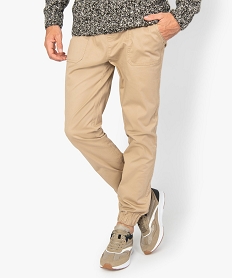 GEMO Pantalon homme en toile unie resserré dans le bas Beige