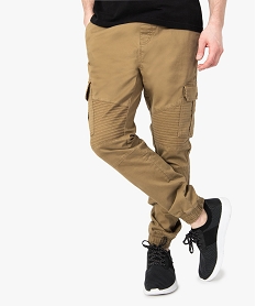 TEE-SHIRT NOIR / BLACK PANTALON CAMEL