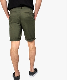 bermuda homme en toile extensible 5 poches coupe chino vert8538901_3
