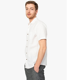 GEMO Chemise homme en lin à manches courtes et boutons contrastants Blanc