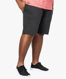 short homme uni en matiere molletonnee et taille elastiquee gris8546601_1