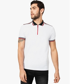 polo homme en maille piquee a rayures et fermeture zippee blanc polos8550101_1