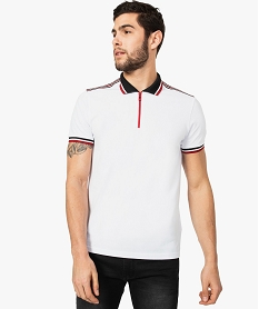 GEMO Polo homme en maille piquée à rayures et fermeture zippée Blanc