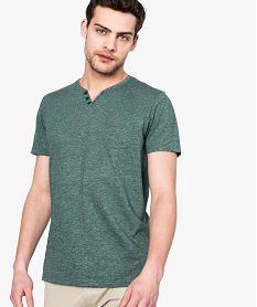 GEMO Tee-shirt homme regular fit manches courtes et col tunisien Vert