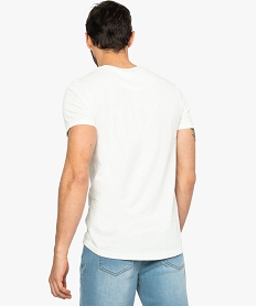 tee-shirt homme a poche poitrine imprimee jungle en coton bio beige8558801_3