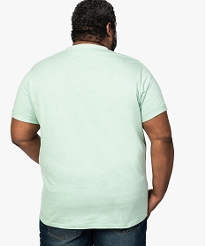 tee-shirt homme en coton bio avec motifs feuillage vert8560701_3