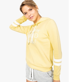 sweat a capuche pour femme avec inscription sur lavant jaune sweats8567801_1