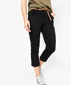 GEMO Pantacourt femme en stretch uni avec ceinture tressée noir vif