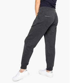 pantalon de jogging femme en maille fine avec touches pailletees gris pantacourts8610701_3