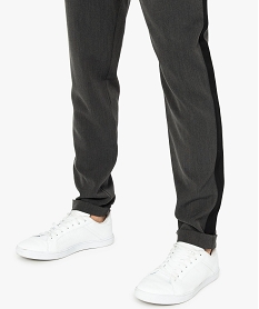 pantalon homme avec bandes laterales gris8867601_2