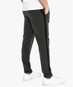 pantalon homme avec bandes laterales gris8867601_3