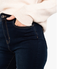 jean femme slim taille haute en stretch avec leger delavage bleu pantalons jeans et leggings8872901_2