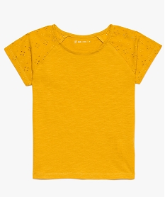 PANTALON BLEU MARINE TEE-SHIRT JAUNE