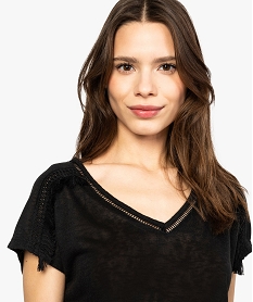 tee-shirt femme loose en maille flammee avec macrames noir t-shirts manches courtes9006001_2