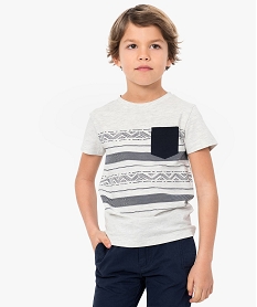 tee-shirt garcon a motifs geometriques et poche poitrine gris9009701_1