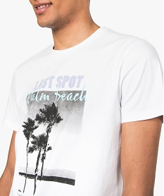 tee-shirt homme ave c motif palmiers et inscription palm beach blanc9093401_2